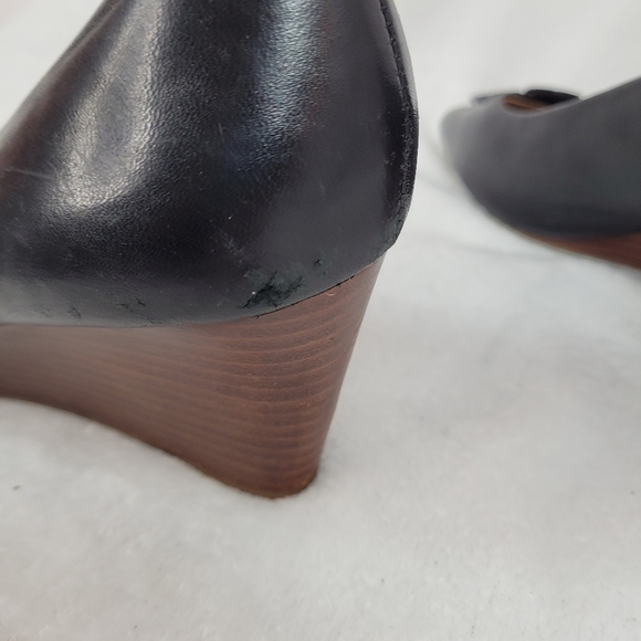 Tory Burch Black Pebble Leather Chelsea Wedge Heels Size 10.5 W peeptoe - Picture 5 of 11